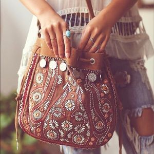 Women’s boho draw string purse from Free People